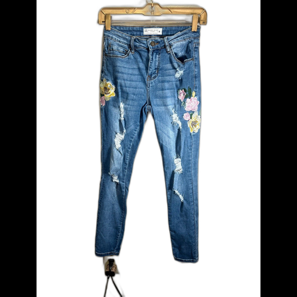 Angel Kiss Jeans Size 3 Modern Romantic Aesthetic Mid-Rise Skinny Jeans